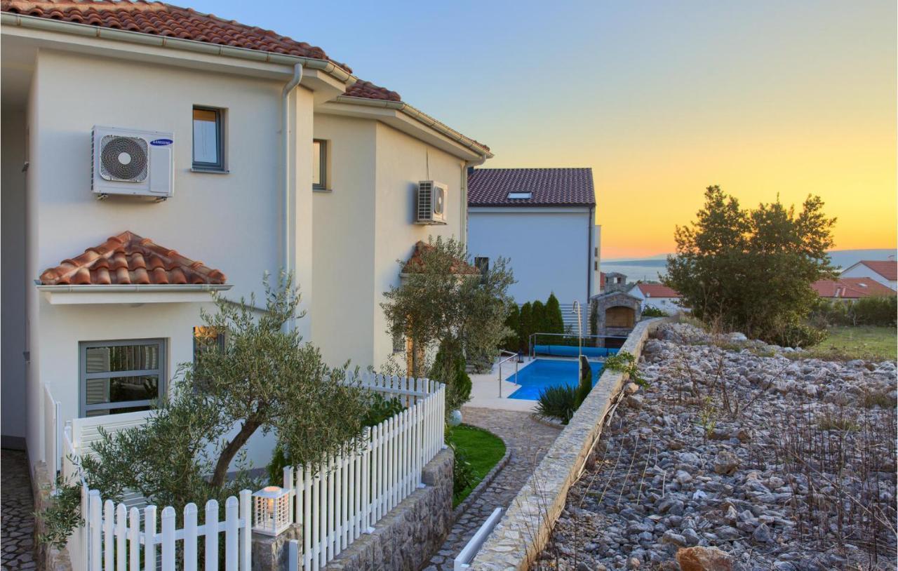 Gorgeous Home In Krk With Outdoor Swimming Pool Krk Town Exterior foto